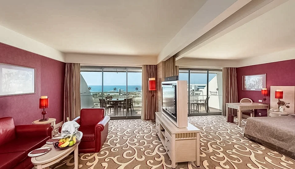 هتل کرنلیا دایموند گلف ریزورت آنتالیا